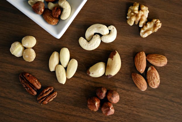 Mixed nuts can help you maintain healthy blood sugar levels