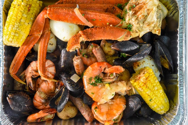 Some people experience food allergy symptoms after eating seafood